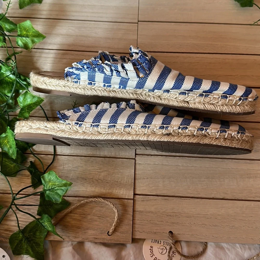 Kate spade espadrilles- flats  nautical beach worn but okay shape Vacation time! - Picture 5 of 8